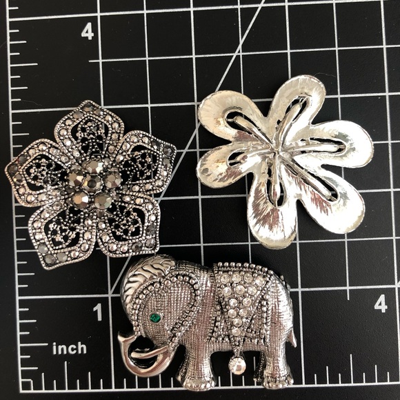 Vintage Elephant Brooch Lot - Picture 6 of 8